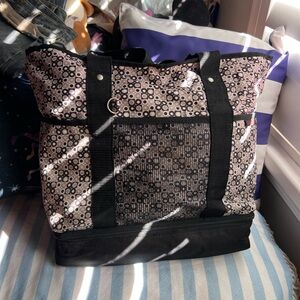 Elegant Black and Gray Patterned Satchel in very good condition
